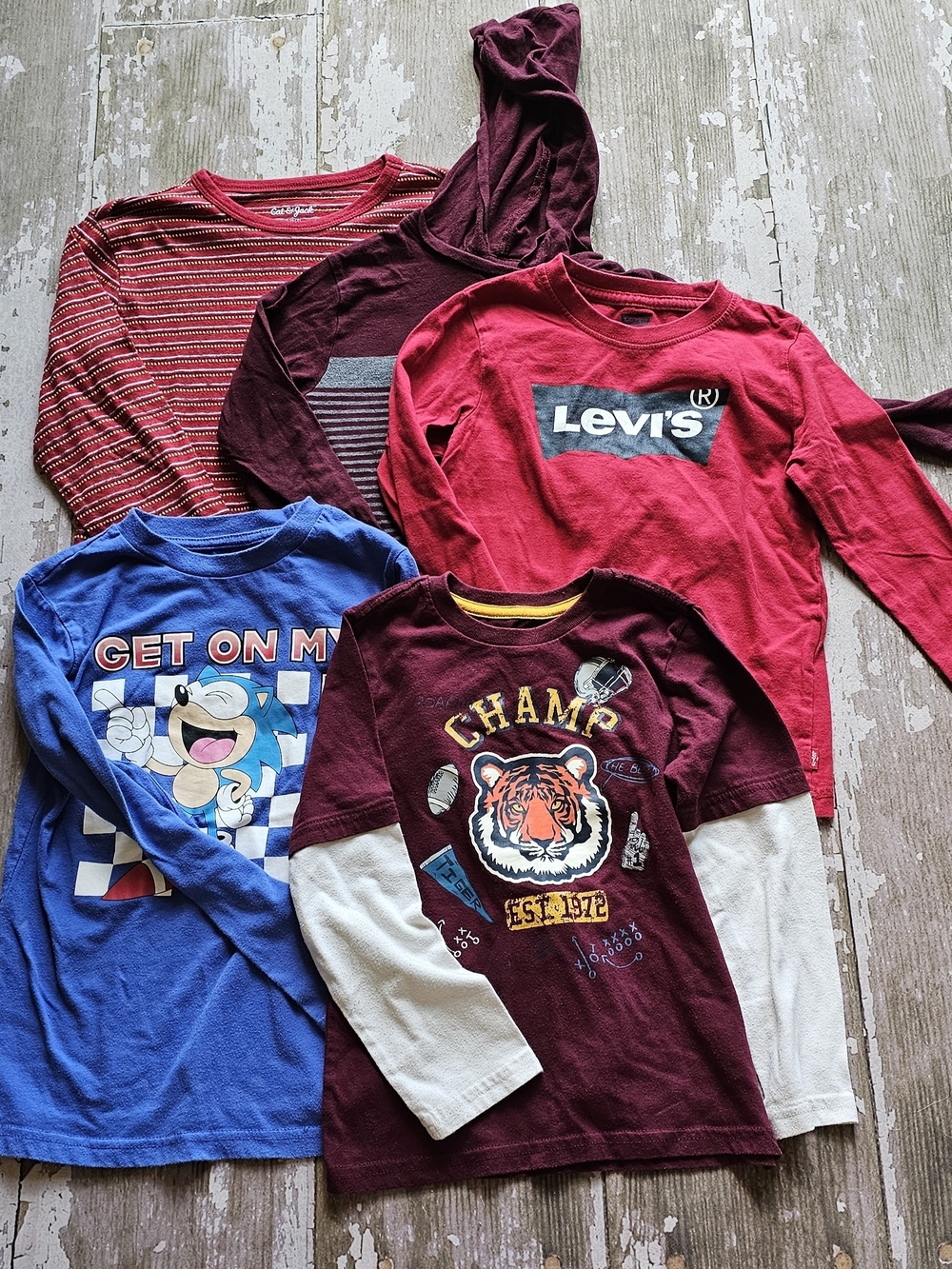 Source Unknown Boys Size 6/8 Kids Long-Sleeve Tee Bundle in Red, Blue, Maroon